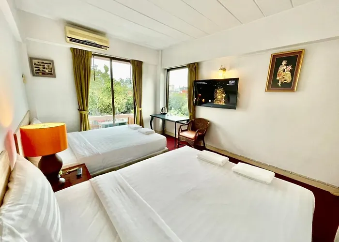 Mango Lagoon Place Hotel