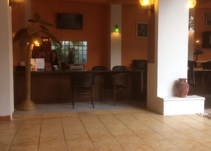 Mango Lagoon Place 3*