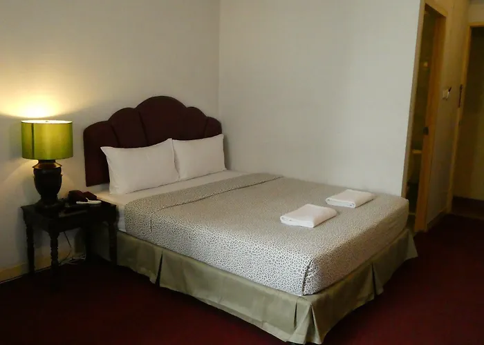 Mango Lagoon Place Hotel 3*