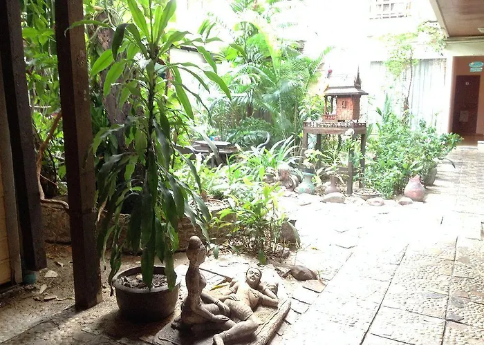 Mango Lagoon Place 3*