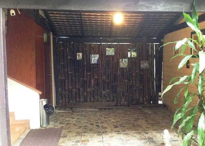 Mango Lagoon Place Hotel