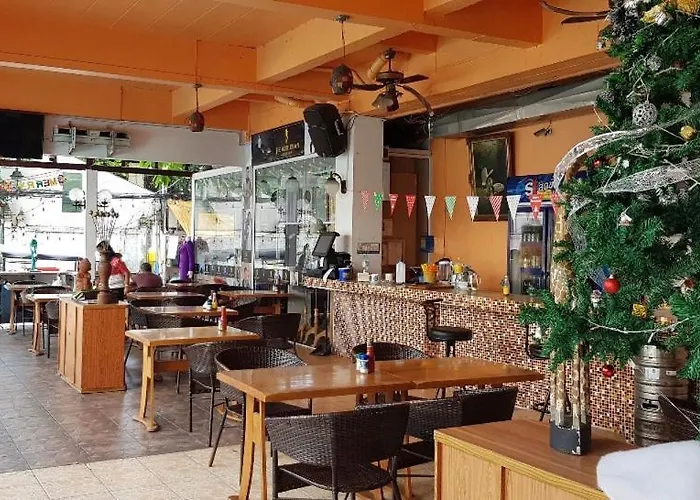 Mango Lagoon Place Hotel 3*